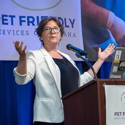 Tess Peavy, D.V.M.